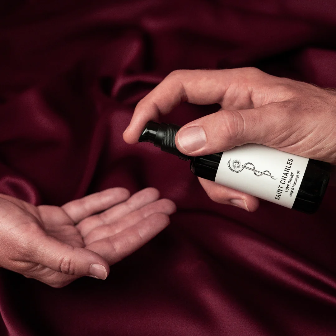 Love Divine Body & Massage Oil - Image 2